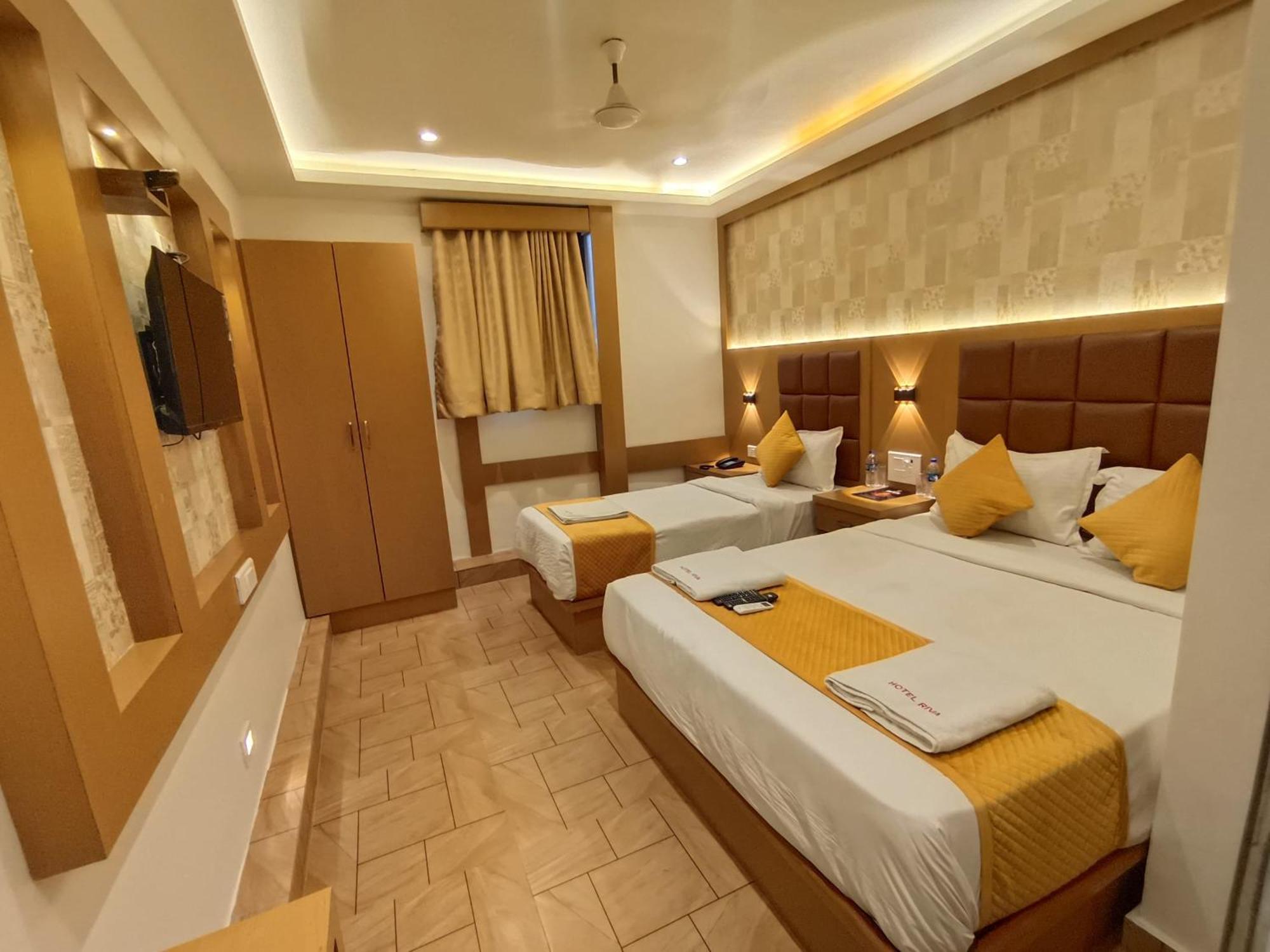 Hotel Riva International Goregaon- Near Nesco Мумбаи Экстерьер фото